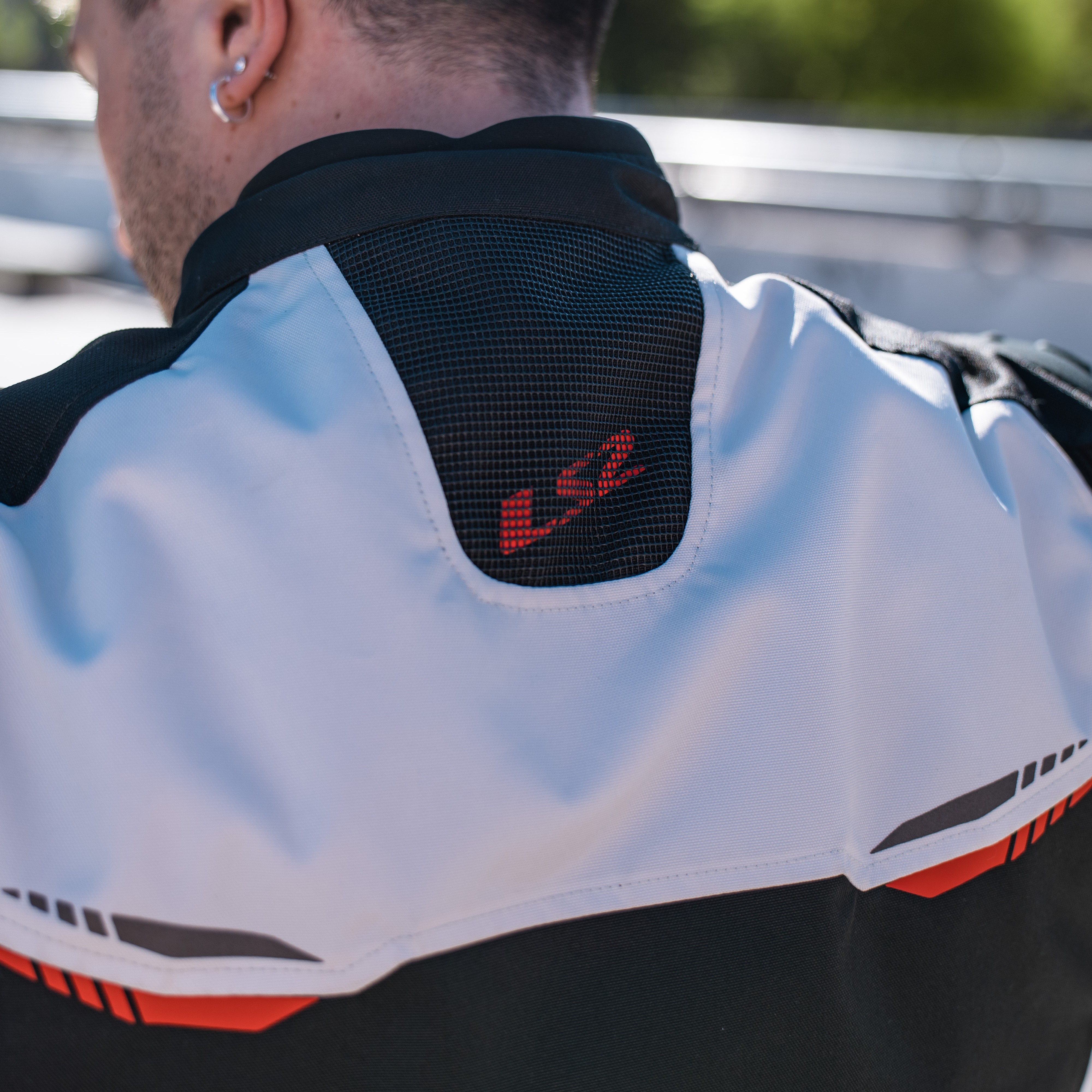 Campera LS2 Apex Hombre Negro / Rojo